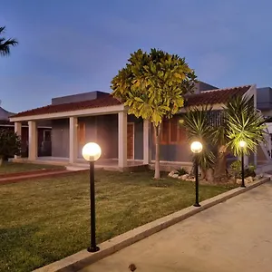 Pina Villa